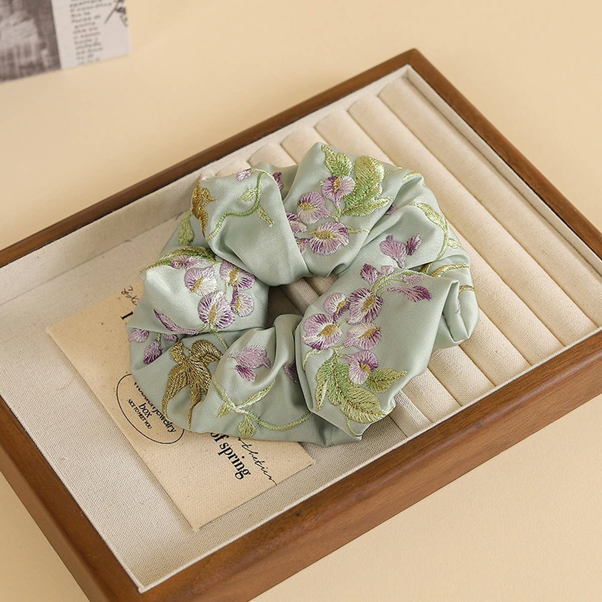 Wisteria Embroidered Hair Tie For Hanfu Qipao