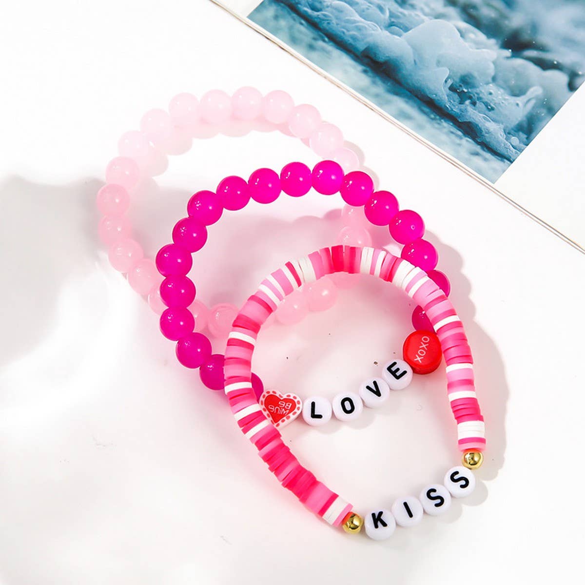 LOVE LOVE LOVE FRIENDSHIP GIFT HANDMADE BRACELET_CWMM3510