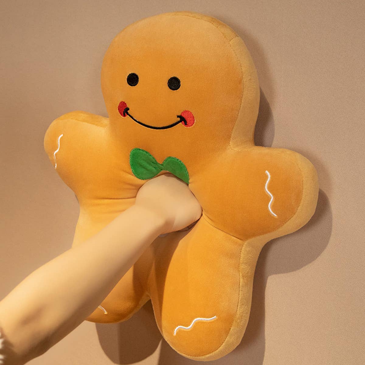 CARTOON CHRISTMAS SNOWMAN CHRISTMAS TREE PILLOW_CWMM1440