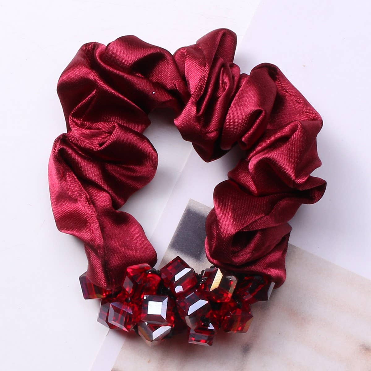 ELEGANT CRYSTAL SCRUNCHIE FASHION HAIR TIE_CWAHA6863