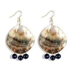 FASHION NATURAL MOTHER OF PEARL EARRINGS_CWMM4260