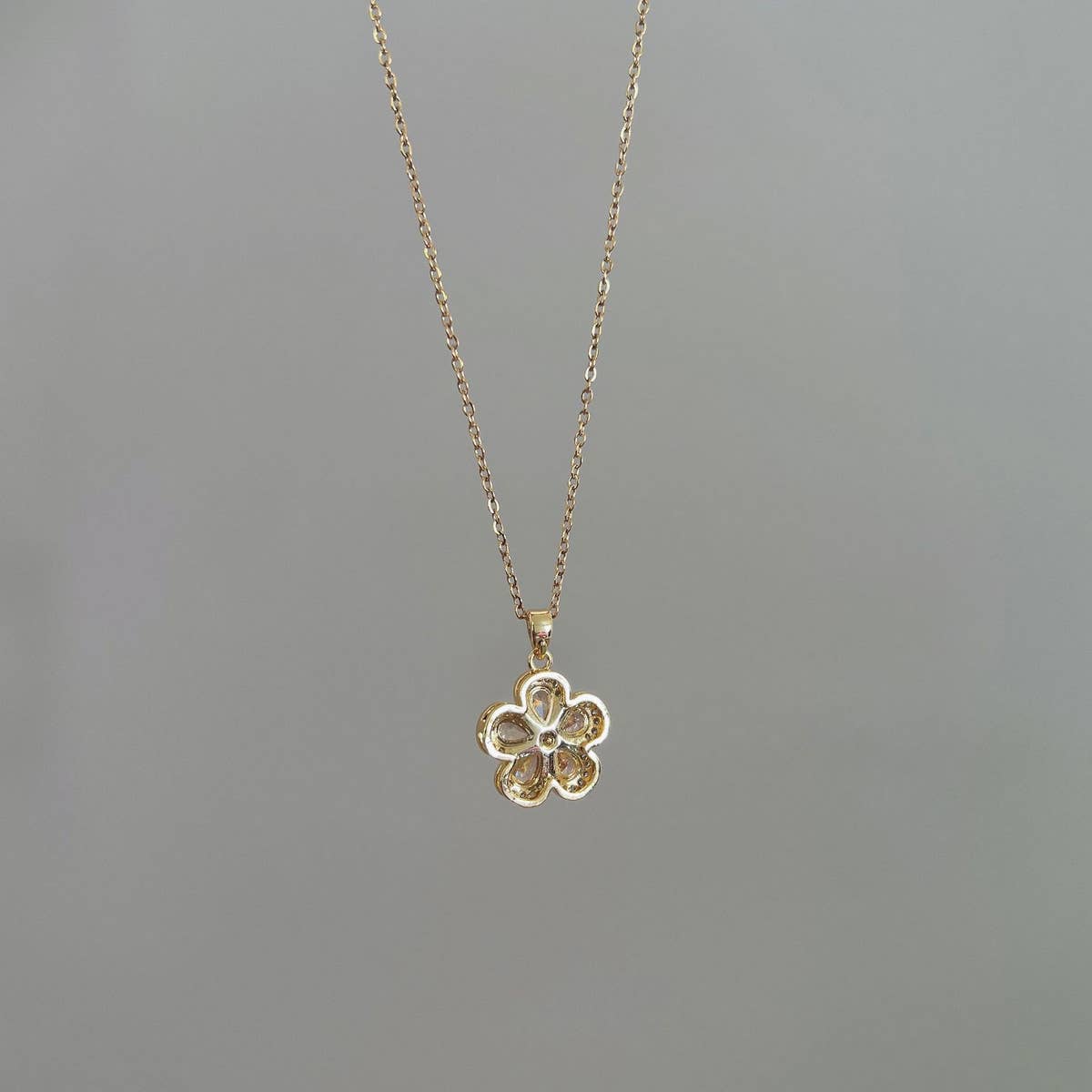 NEW CRYSTAL CHERRY BLOSSOM NECKLACE_CWAJE1257