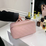 NEW DIAMOND SHAPED LARGE CAPACITY COSMETIC BAG_CWAB4378