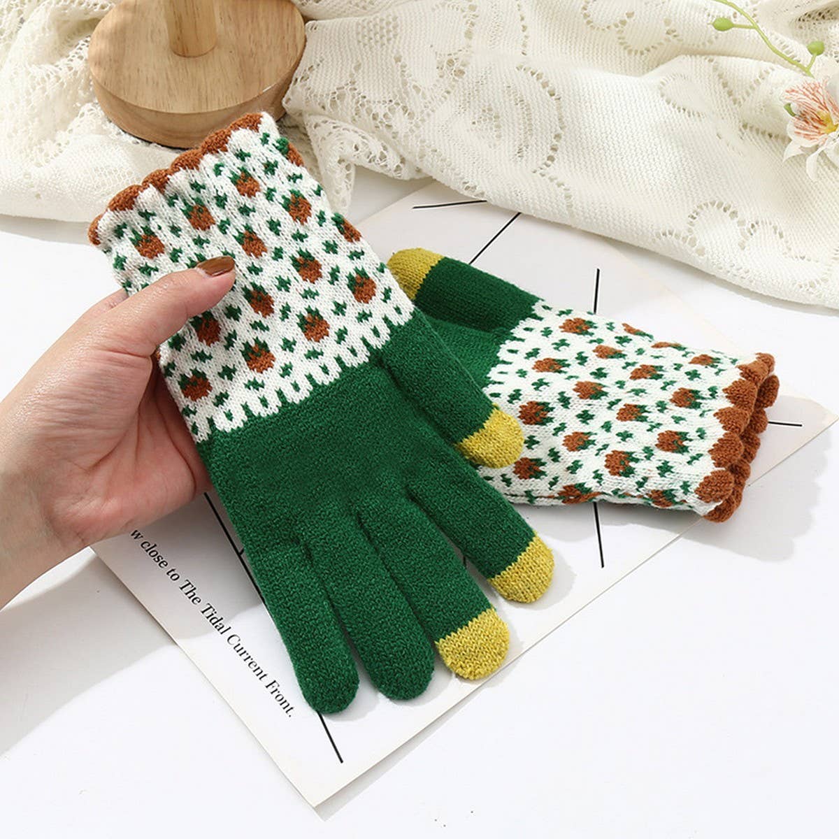 CUTE KNIT GLOVES FOR WOMEN TOUCHSCREEN WARM_CWAG0147