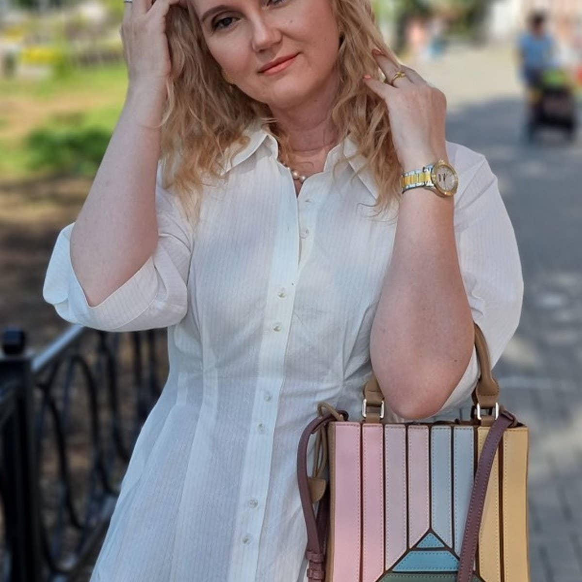 SPLICED RAINBOW SHOULDER BAG HANDBAG_CWAB1382