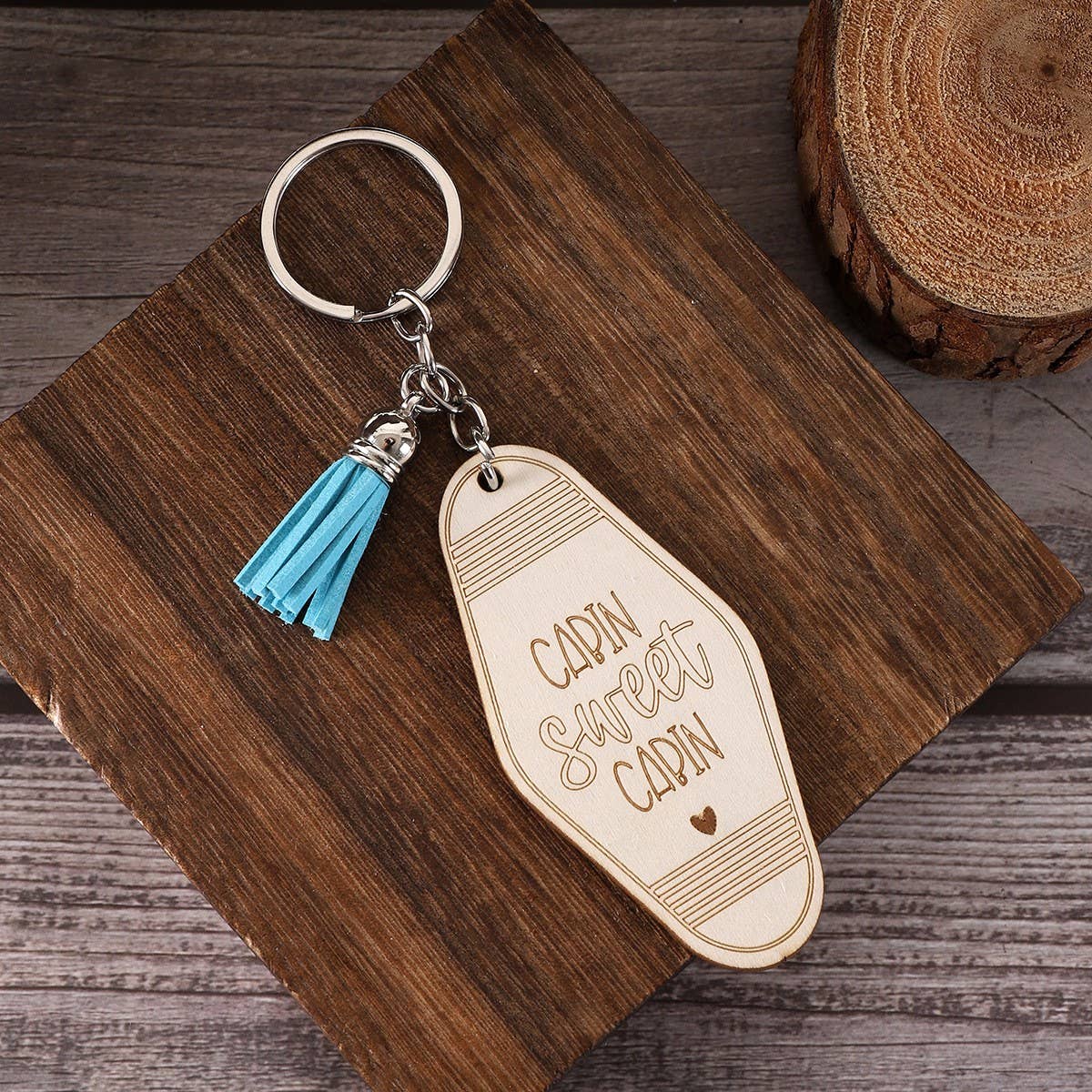 LETTER ENGRAVED WOODEN KEYCHAIN_CWMM0572