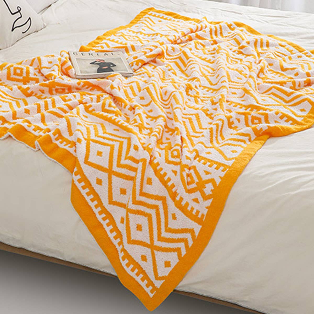 KNITTED SOFT AND LIGHT GEOMETRIC PATTERN BLANKET_CWMM0208
