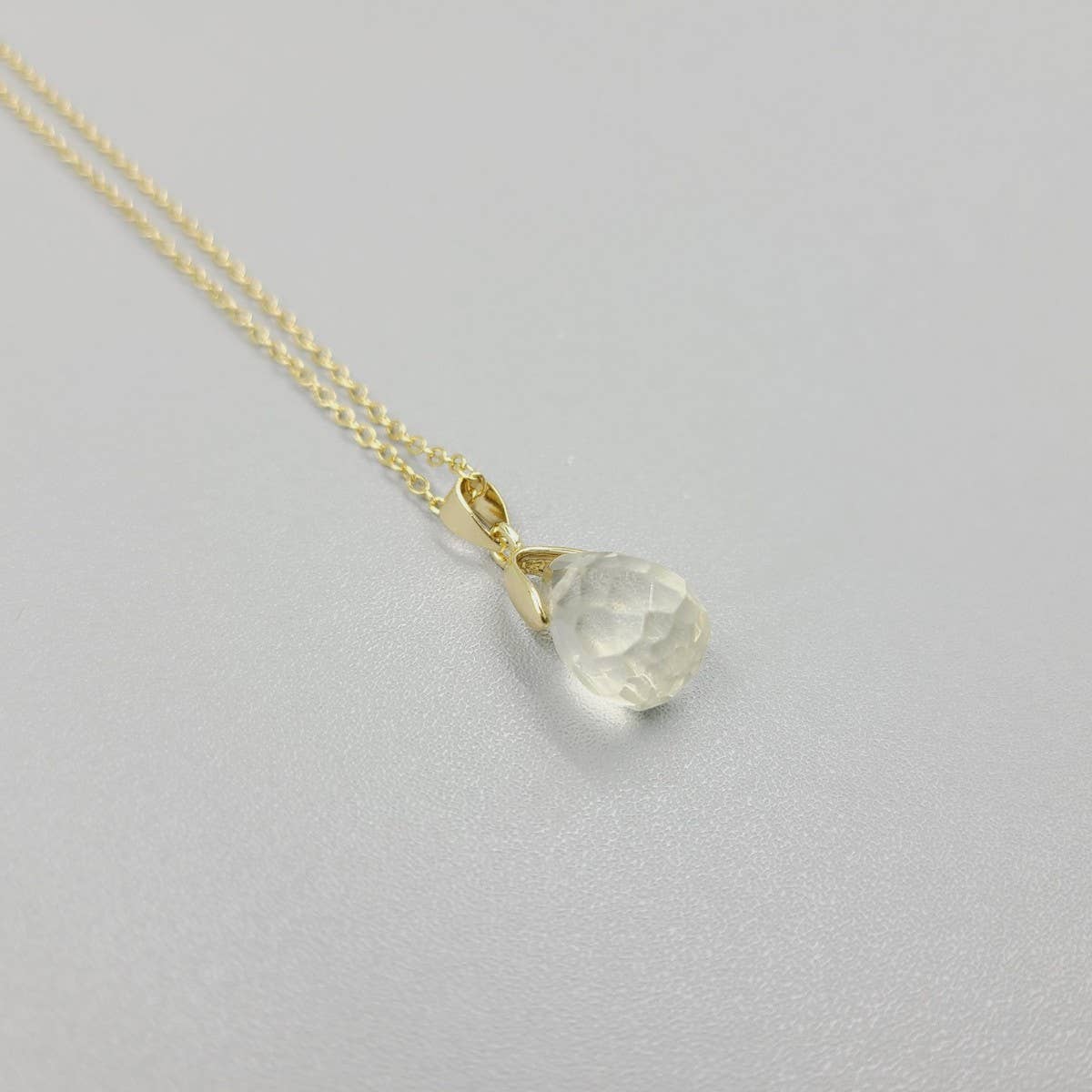 FASHIONABLE NATURAL STONE CRYSTAL PENDANT NECKLACE_CWAJE1058