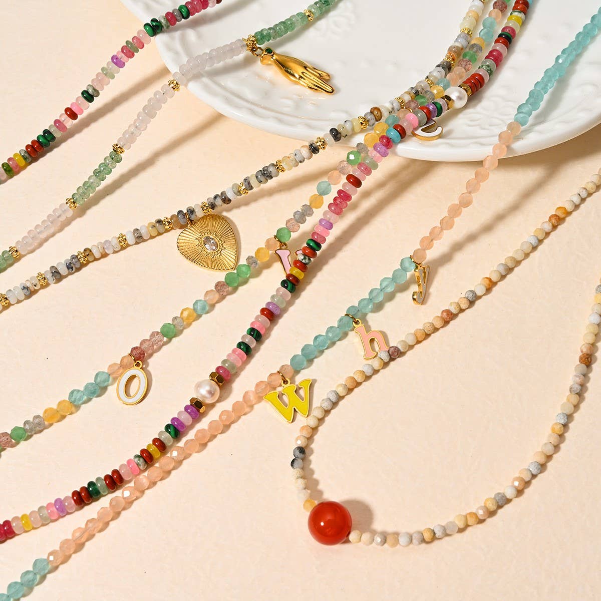 ELEGANT HANDMADE STONE NECKLACE WITH STEEL PENDANT_CWMM8818