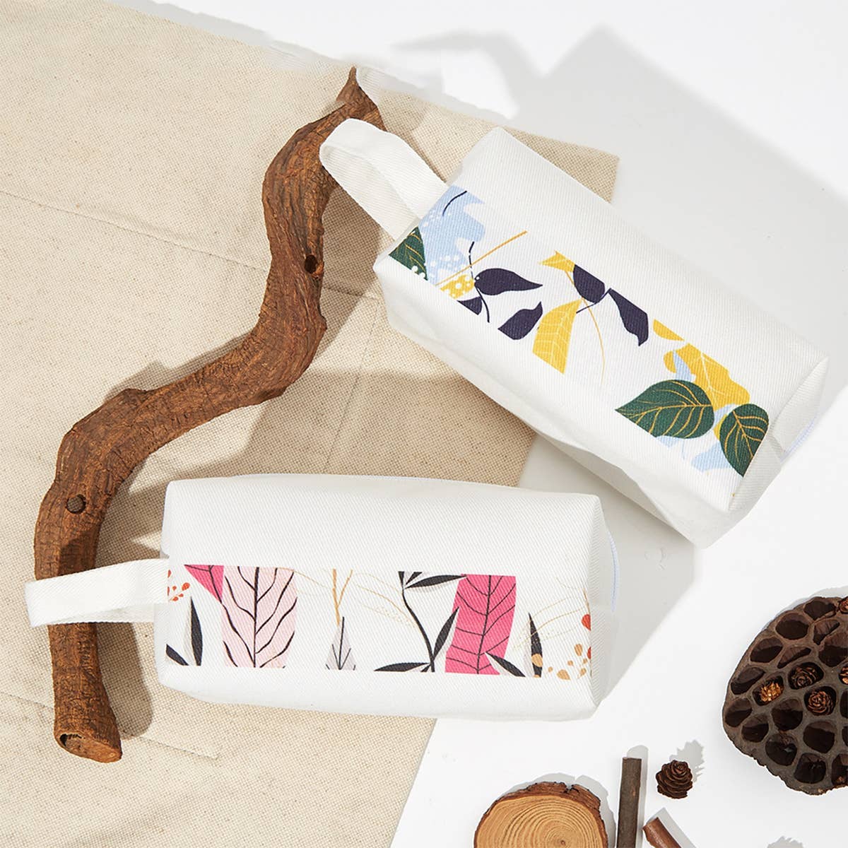 PRINTED WASH BAG CANVAS MAKEUP BAG_CWAB1442