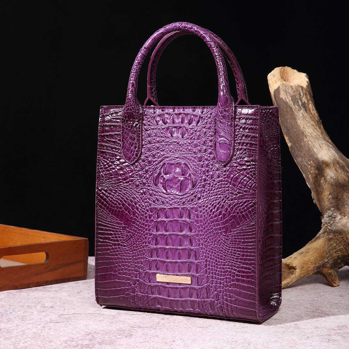 RETRO LARGE CAPACITY CROCODILE SHOULDER BAG_CWAB0925