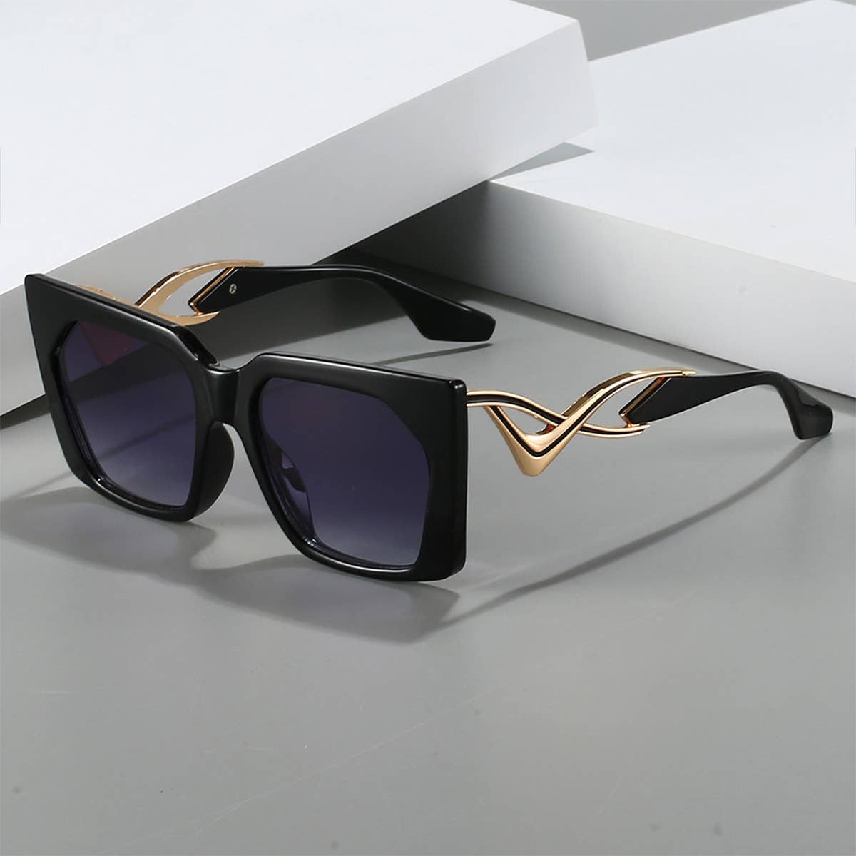 CAT EYE CURVED TEMPLE FASHION SUNGLASSES_CWASG0536