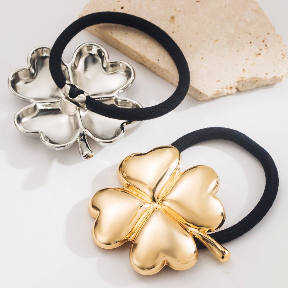 LUCKY CLOVER METALLIC ELASTIC HAIR TIE_CWAHA6229