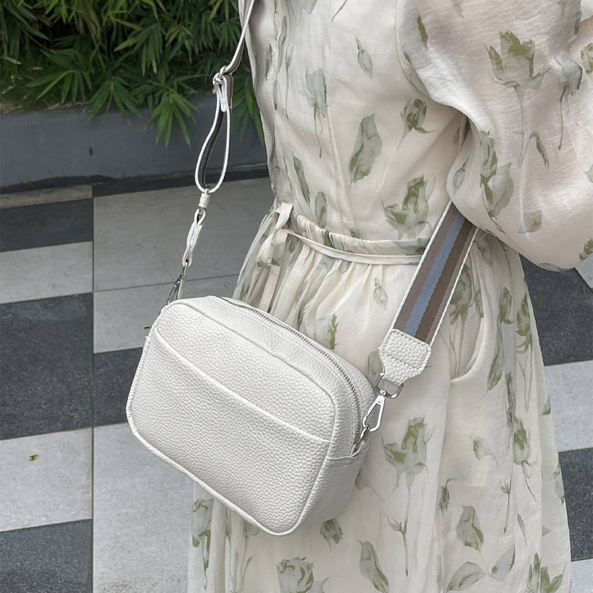 LEISURE SHOULDER BAG HANDBAG_CWAB0972