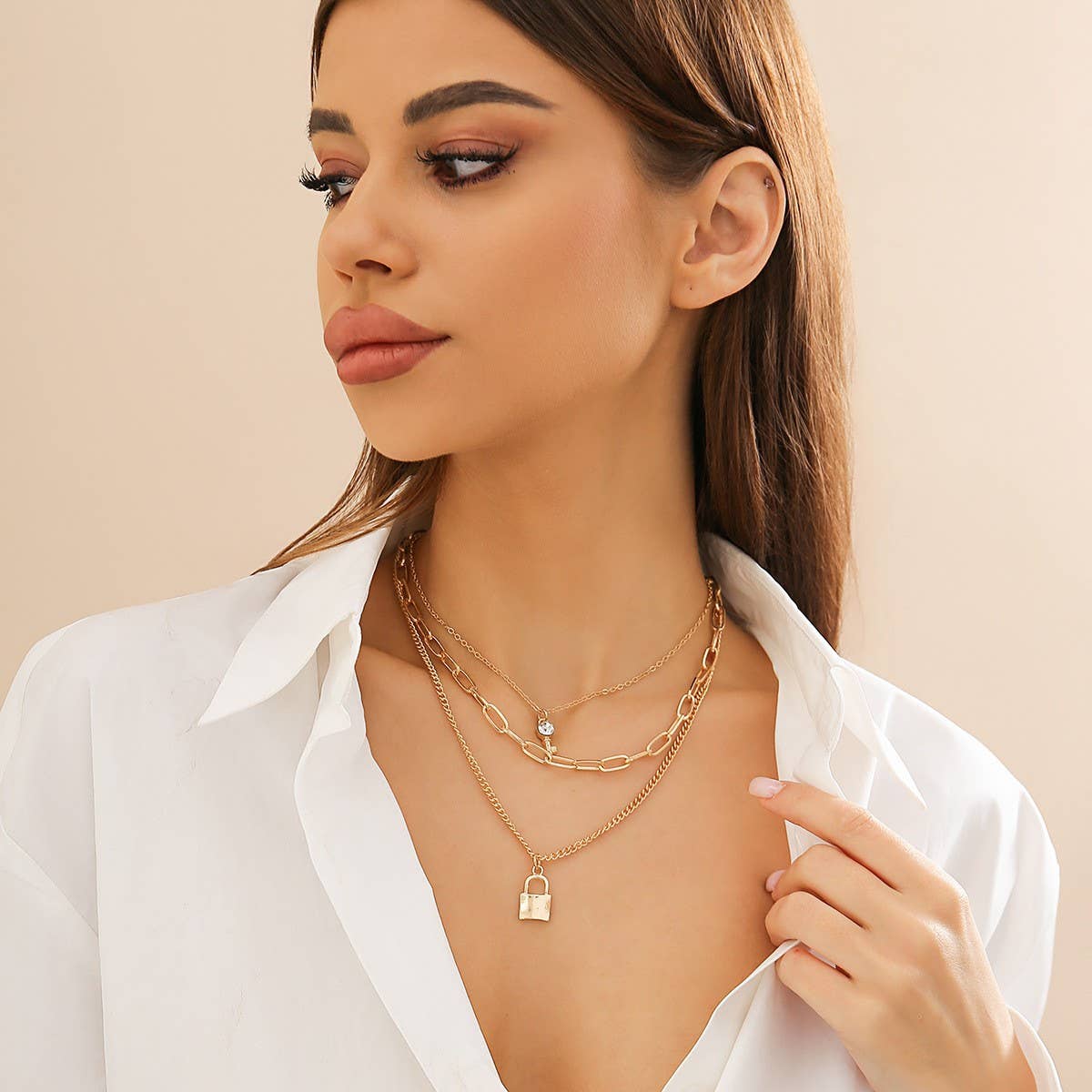 MINIMALIST LOCK KEY PENDANT NECKLACE_CWAJE1174