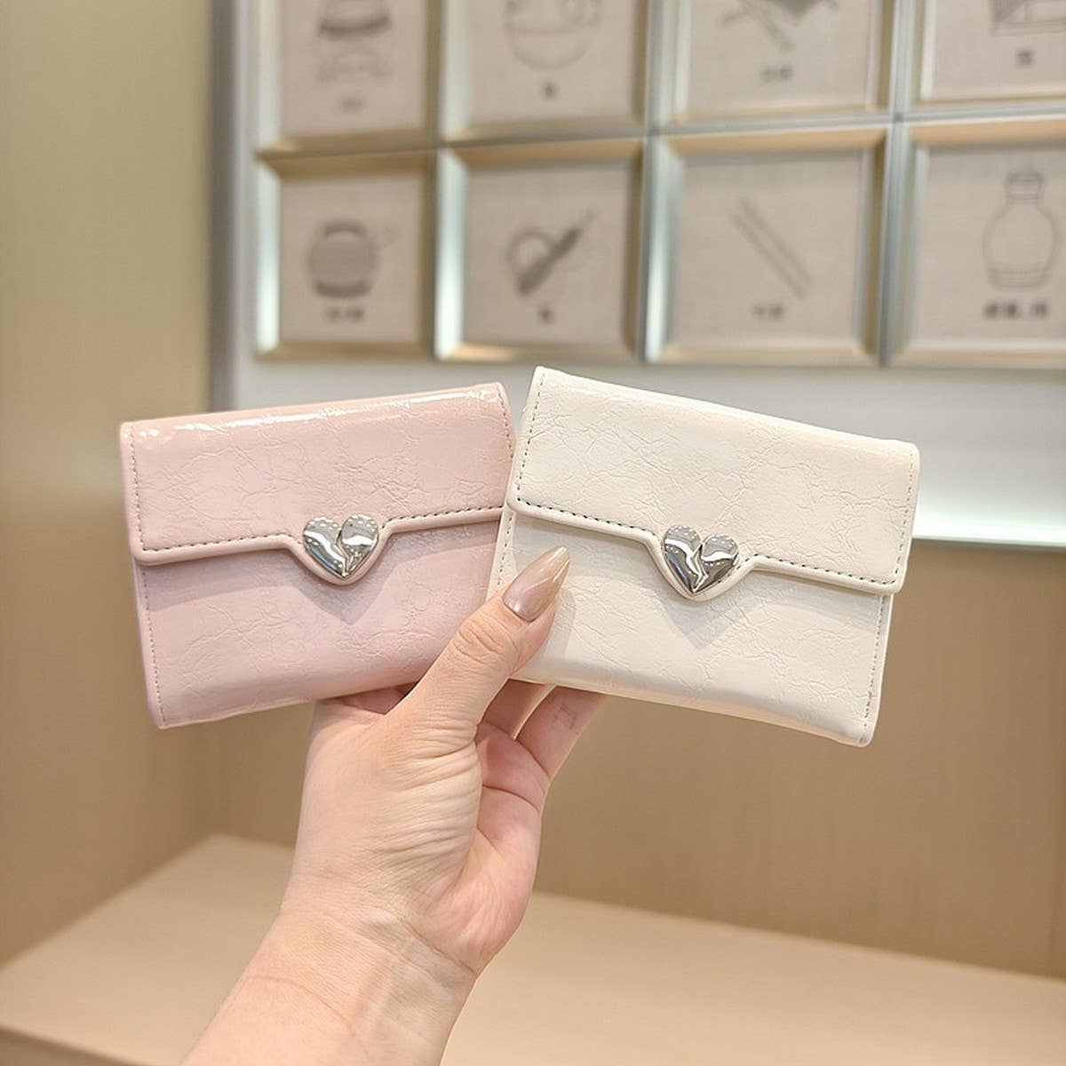 Solid Color Heart Trifold Slim Short Wallet_Cwab06199