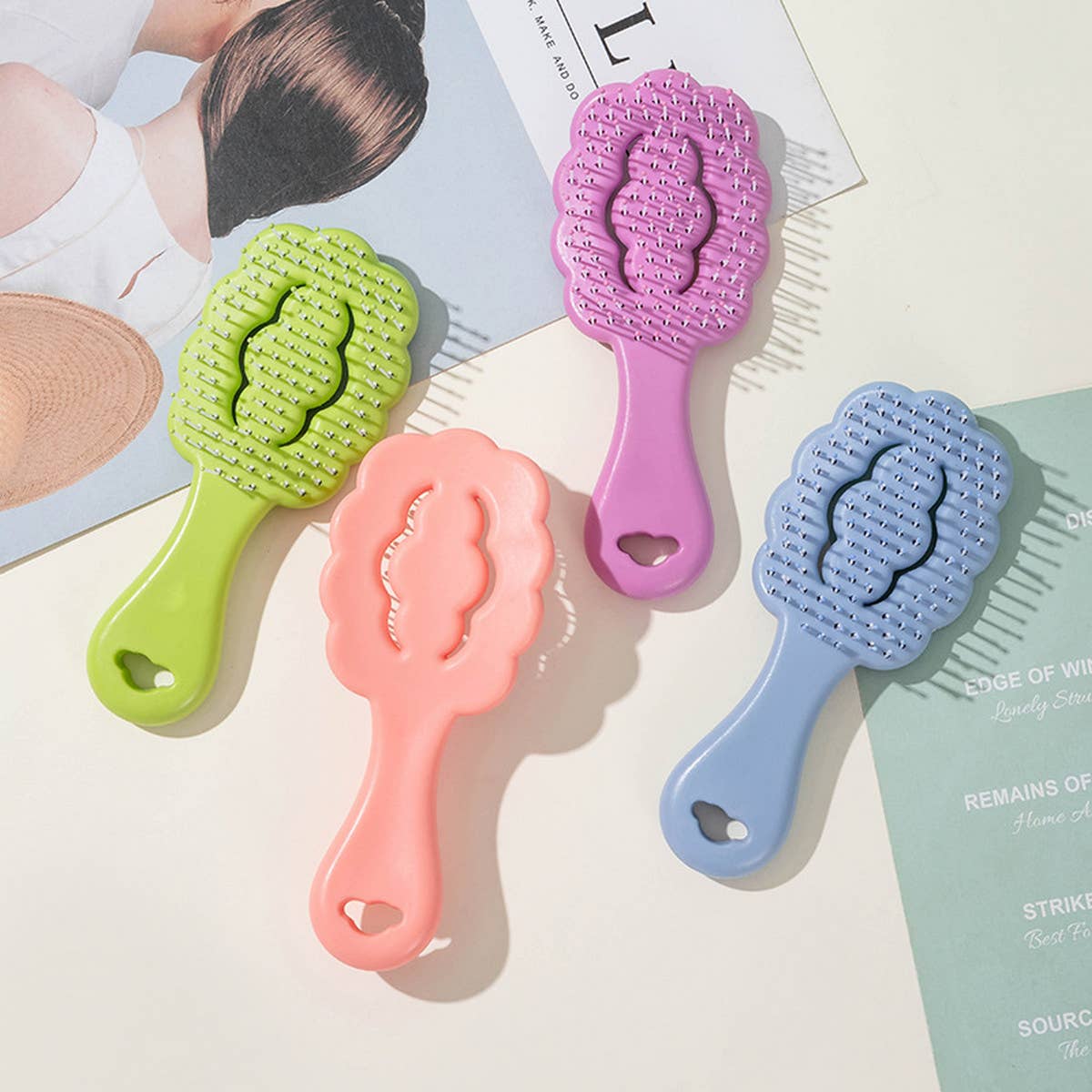 CUTE CARTOON CLOUD MINI MASSAGE COMB_CWMM0924