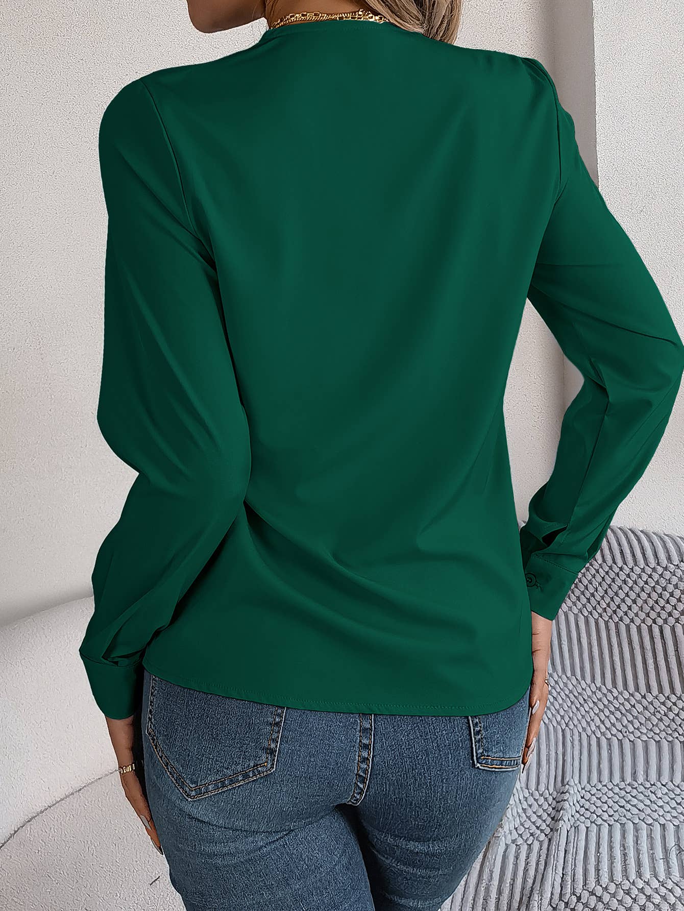 Solid Color Layered V-Neck Long-Sleeved Shirt