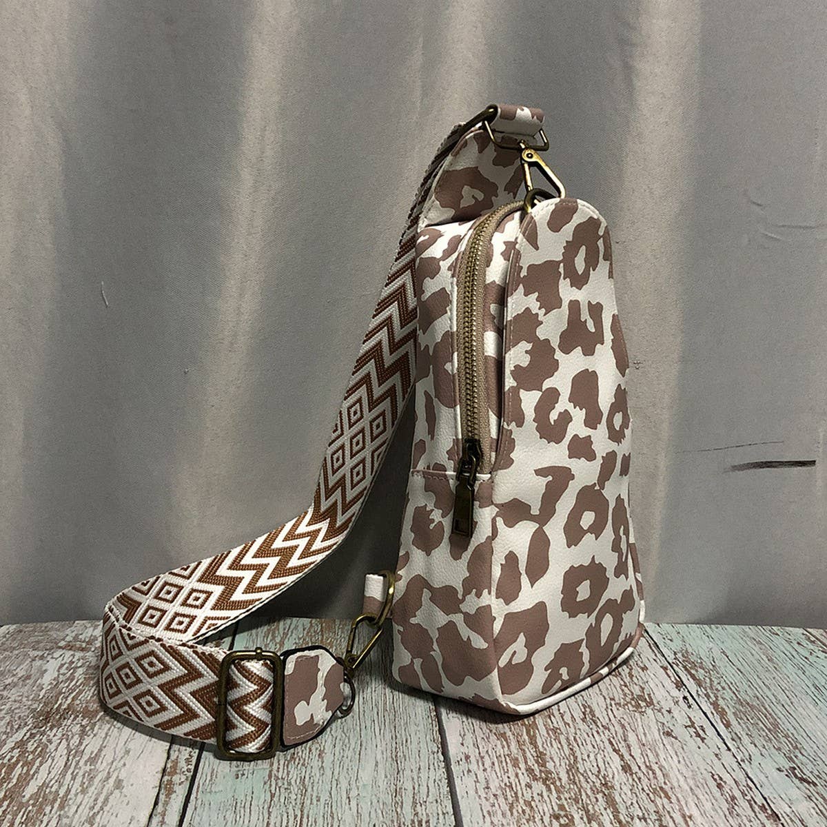 Leopard Print Outdoor Sport Backpack Crossbody Bag_Cwab1398
