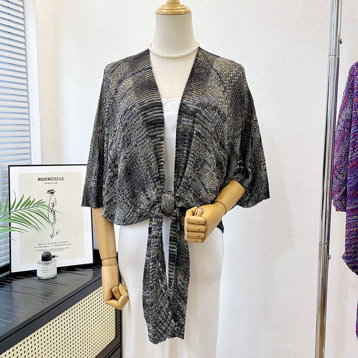 Wear An Ice Silk Hollow Shawl_Cwasc0765