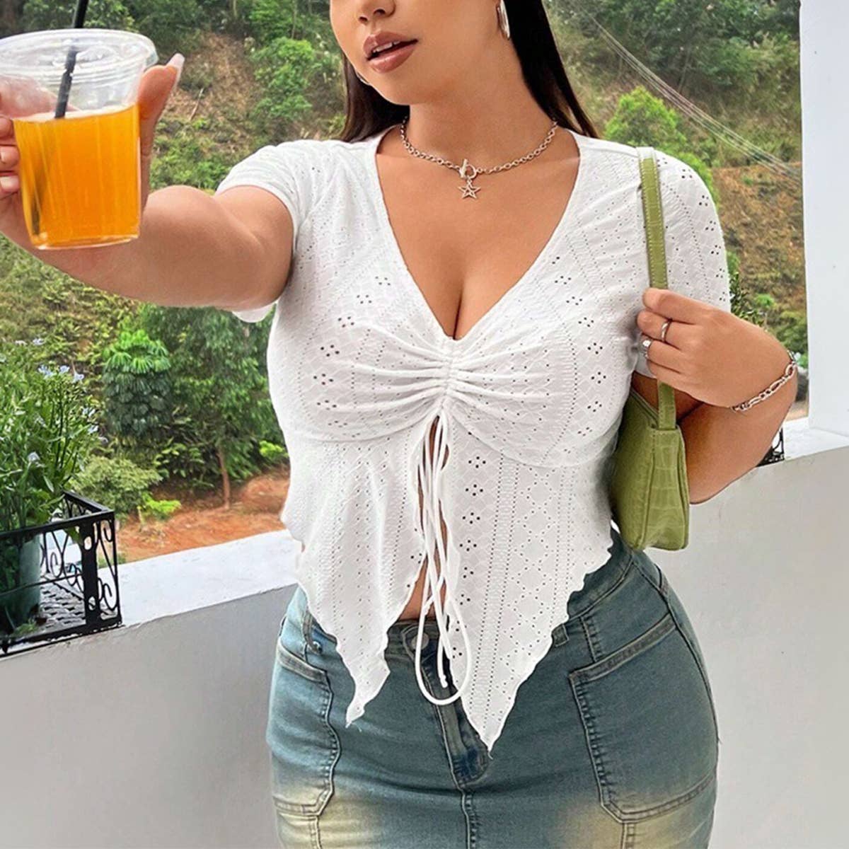 SWEET SPICY STYLE V NECK TIGHT T SHIRT_CWTHT0268