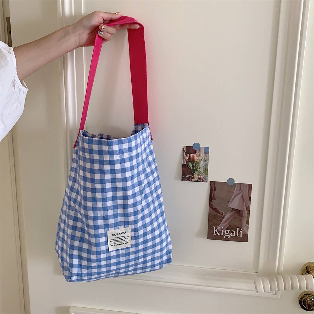 Cwab3908_Contrast Check Canvas Shoulder Tote Bag