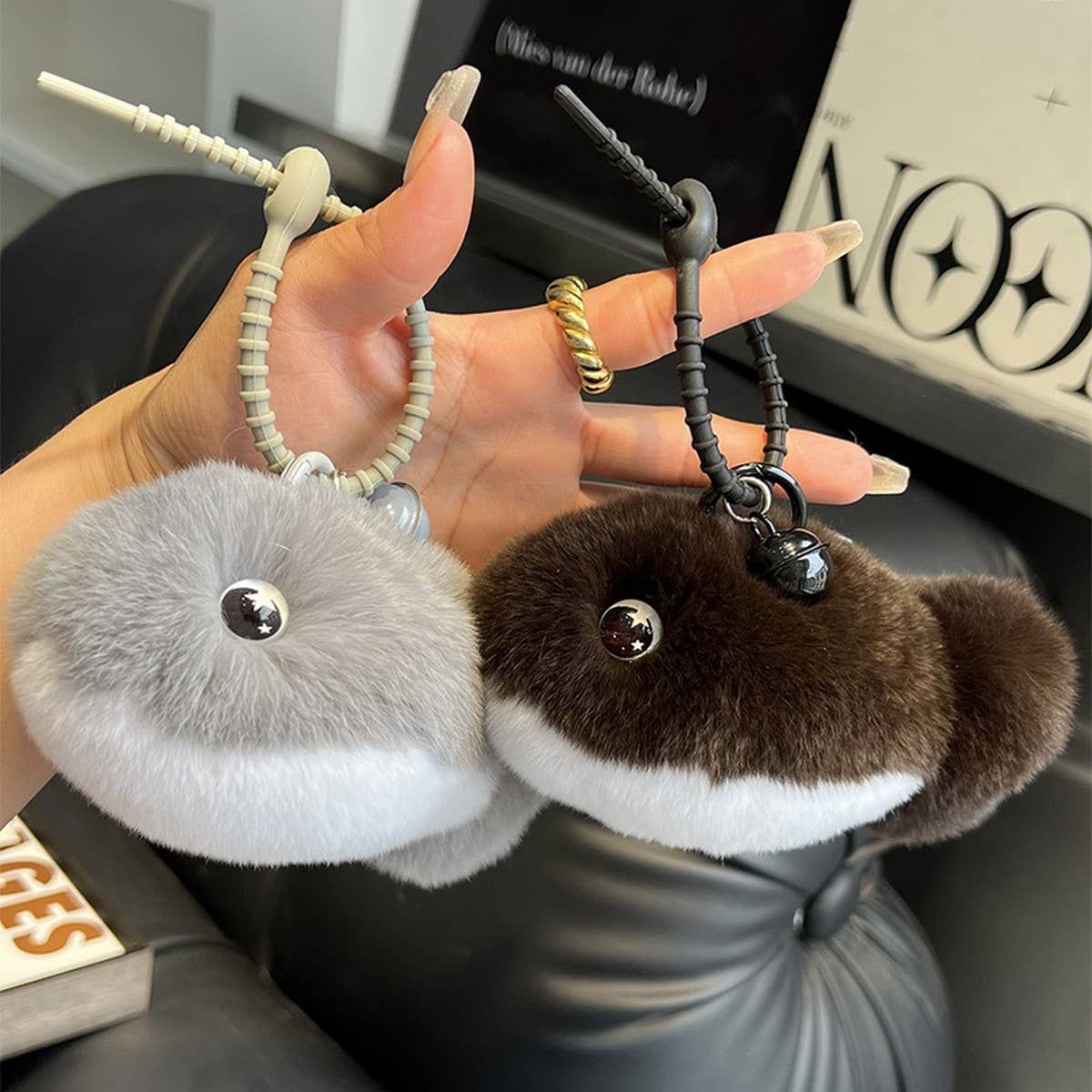 CUTE LITTLE FISH AND DOLPHIN CAR KEYCHAIN PENDANT_CWMM2554