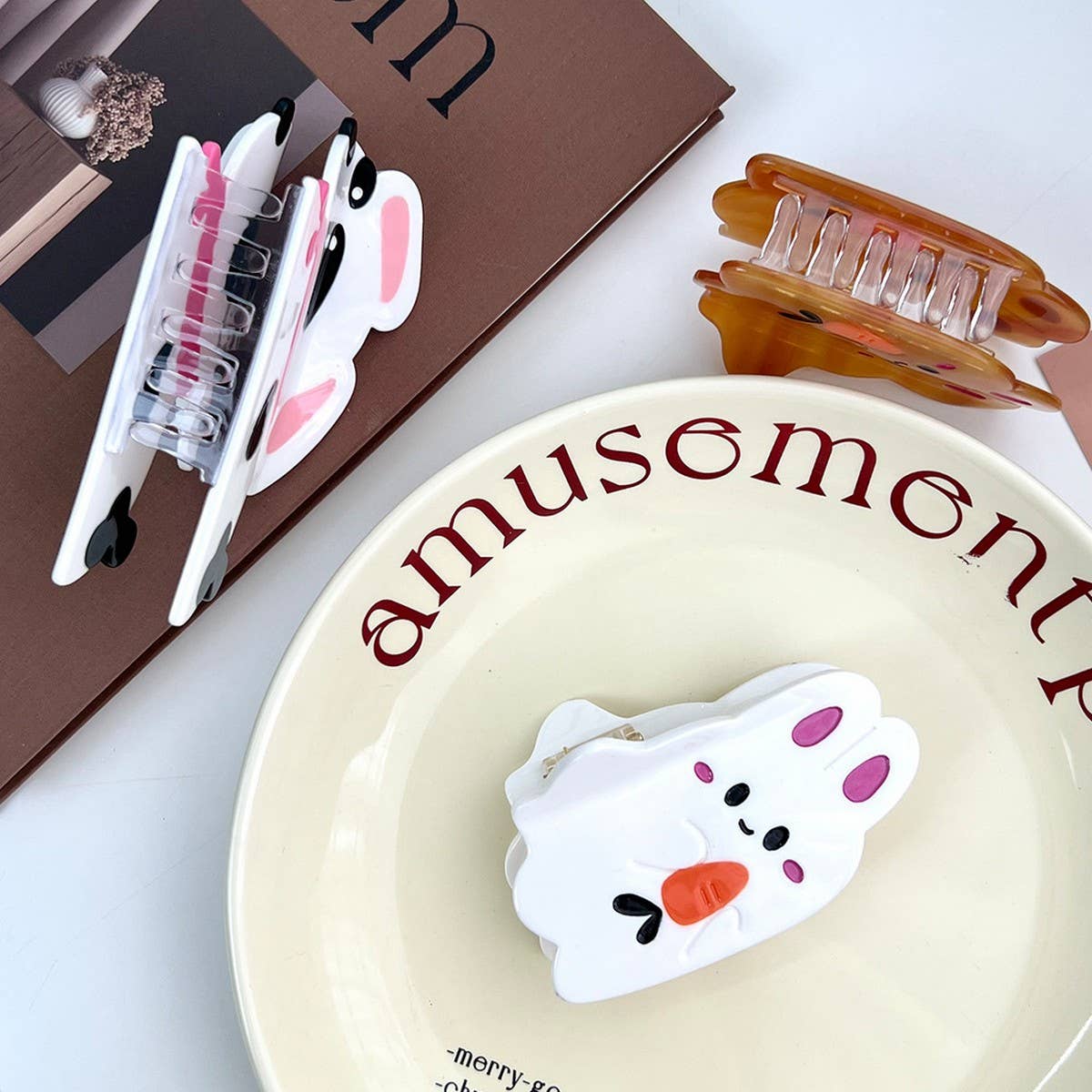 CUTE ANIMAL BUNNY PUPPY ACETATE SHARK CLIP_CWAHA5973