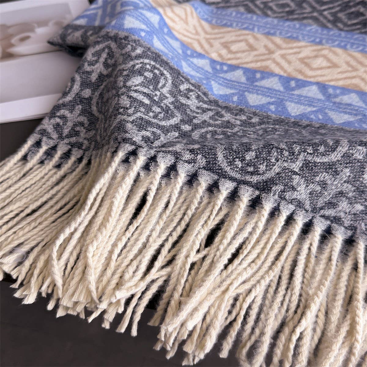 Classic Cashmere Feel Soft Warm Tassel Scarf_Cwasc03243