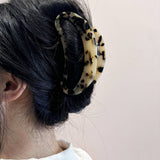 Elegant Leopard Acetate Hair Clip ? Large_Cwaha07258