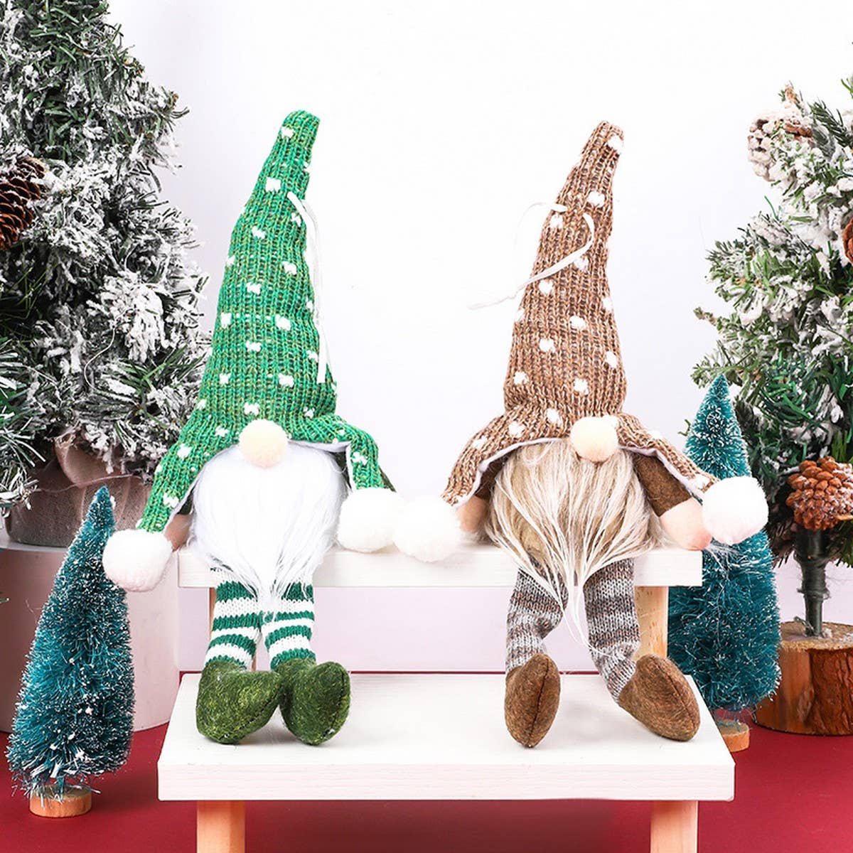 CHRISTMAS DECORATION FOREST OLD MAN FIGURINE_CWMM2851