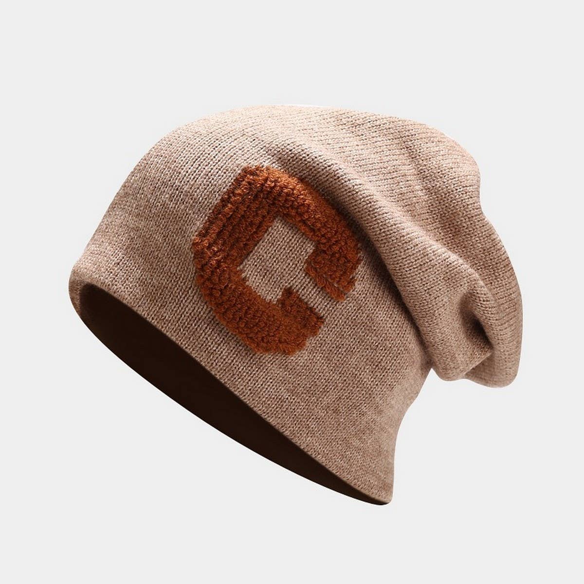 LARGE HEAD CIRCUMFERENCE C LETTERLOOSE KNITTED HAT_CWAH2075