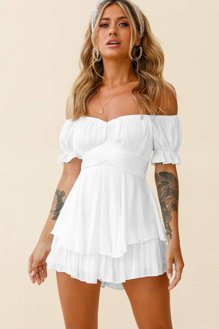 Solid-Color One-Shoulder Lantern-Sleeved Dress