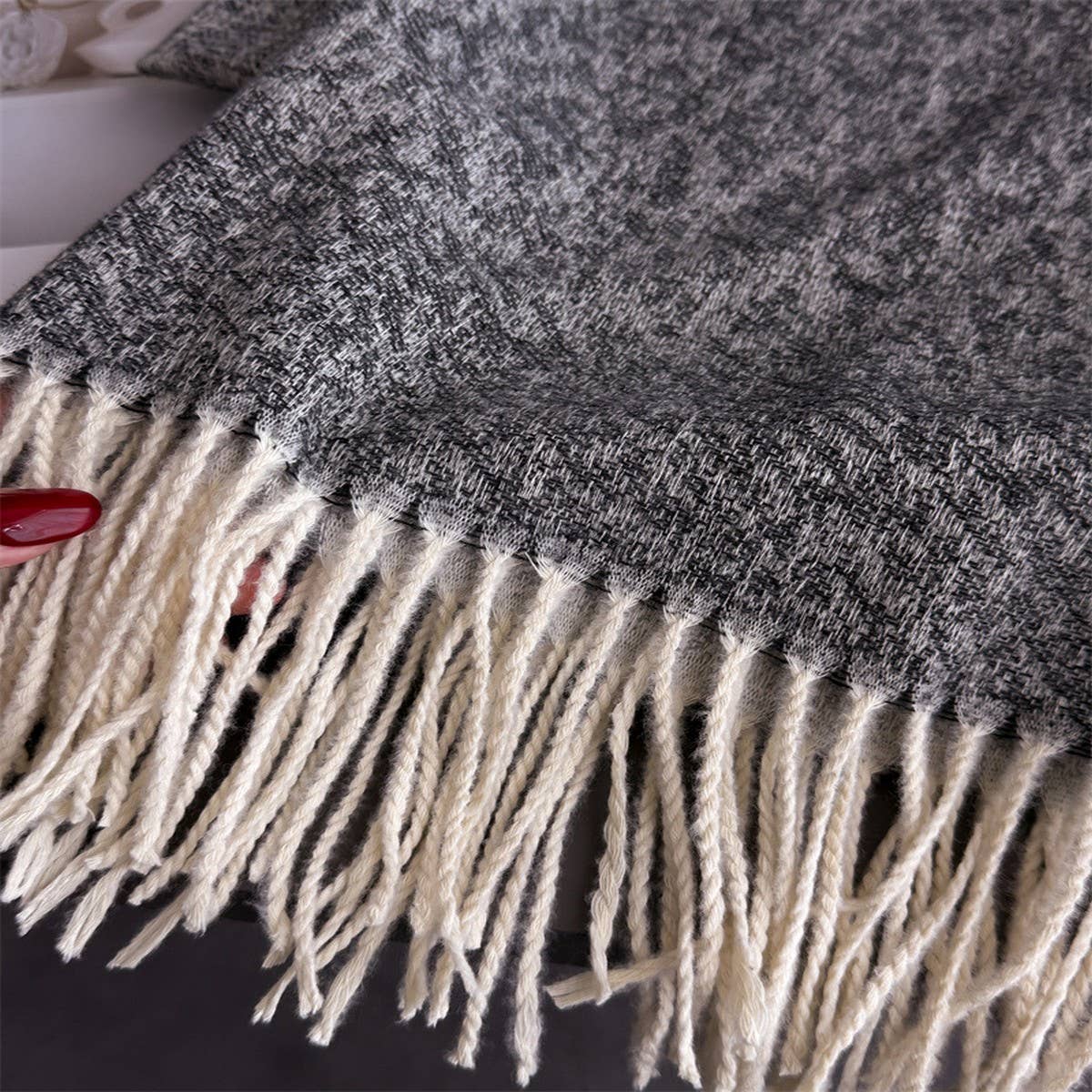 Colorblock Cashmere Feel Soft Warm Tassel Scarf_Cwasc03242