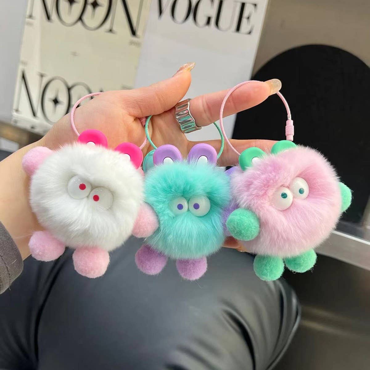 CUTE SMALL COAL BALL BAG PENDANT CAR KEYCHAIN_CWMM2516