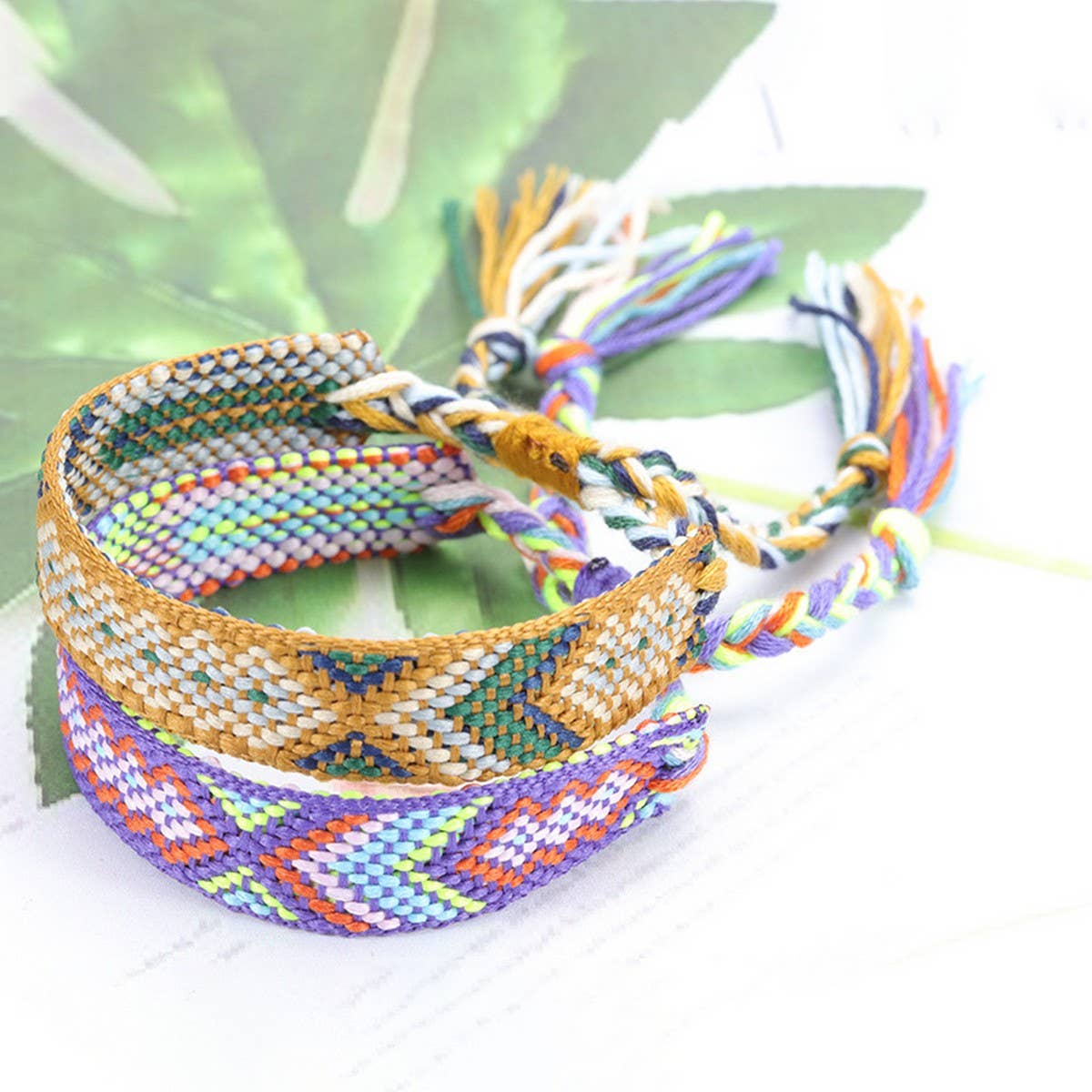 ETHNIC STYLE COLORFUL TASSEL WOVEN BRACELET_CWAJE0709