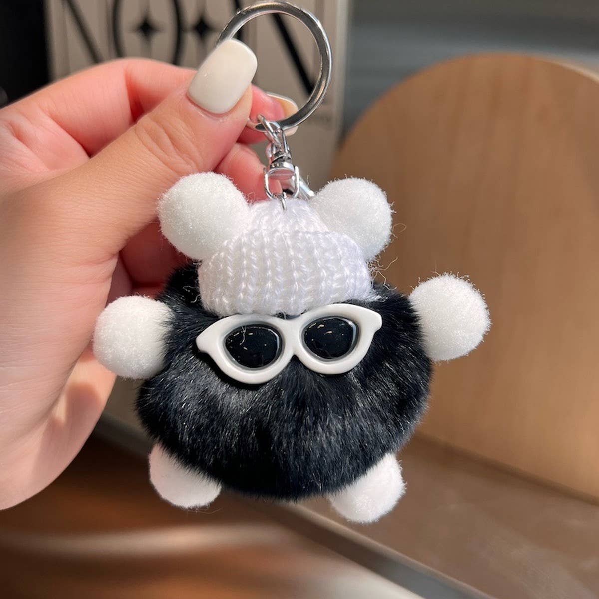 CUTE RABBIT FUR BRIQUETTES CAR KEYCHAIN PENDANT_CWMM2480