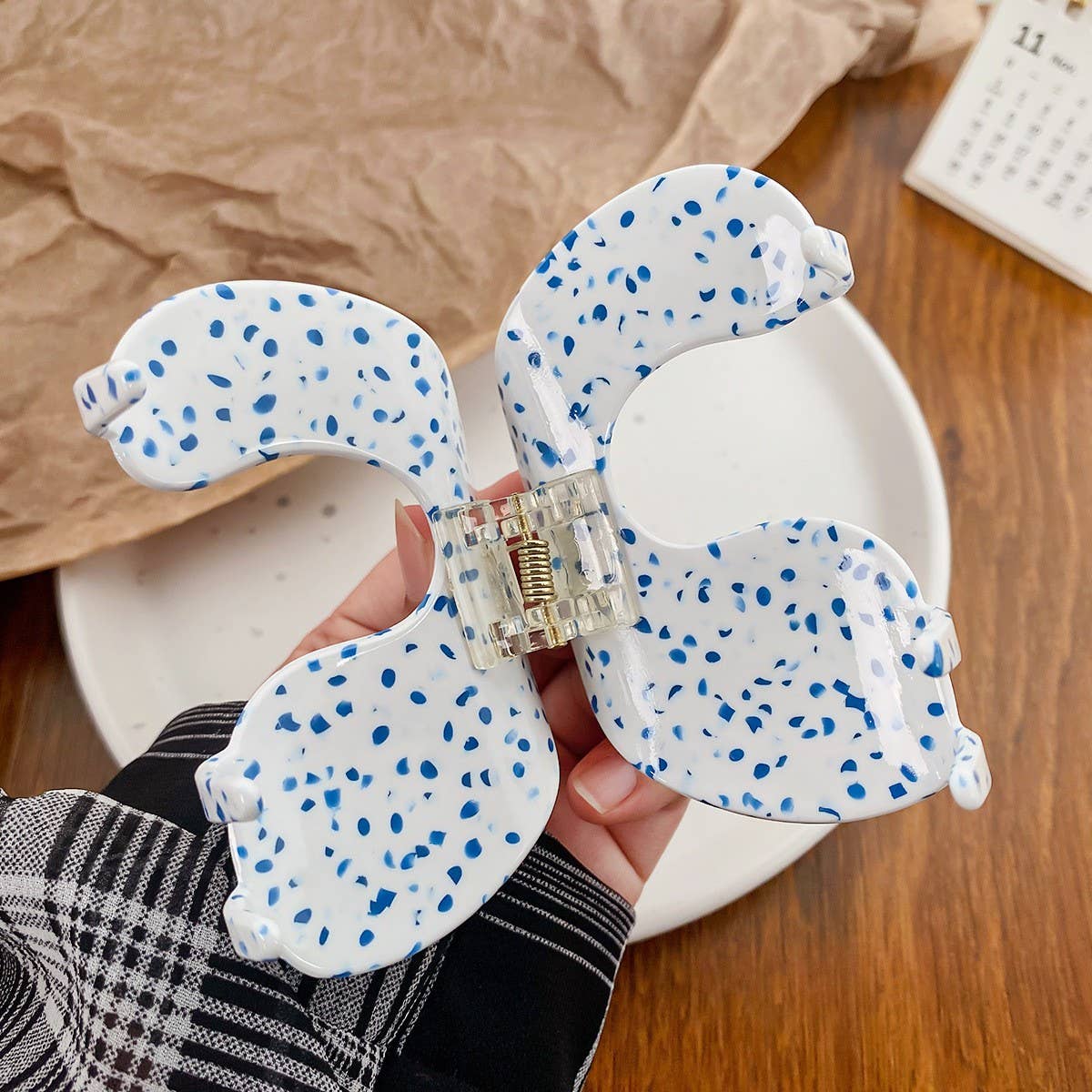 ELEGANT ACETATE HAIR CLAW BACK BUN SHARK CLIP_CWAHA1594