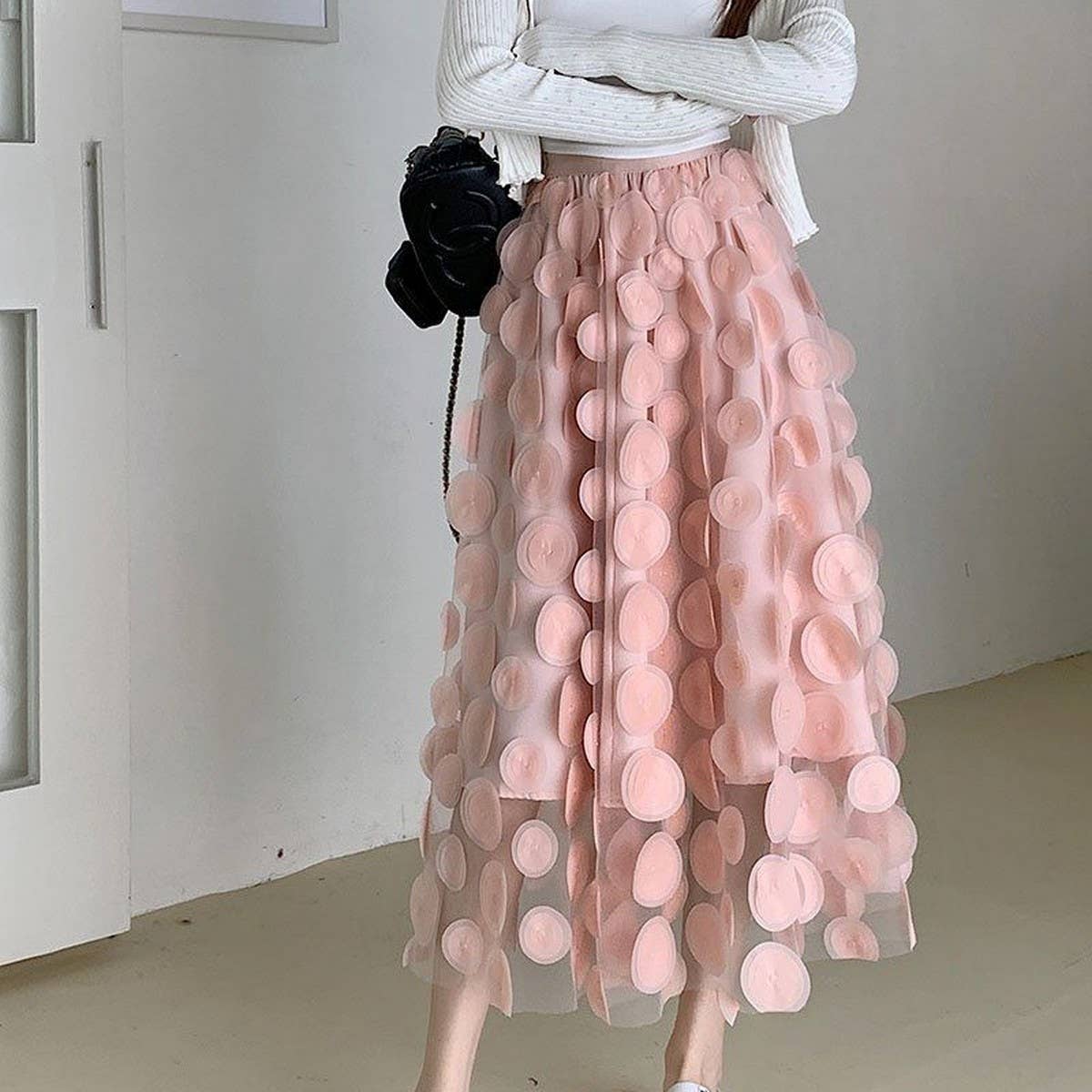 THREE DIMENSIONAL FLORAL TULLE MESH SKIRT_CWBLS0395