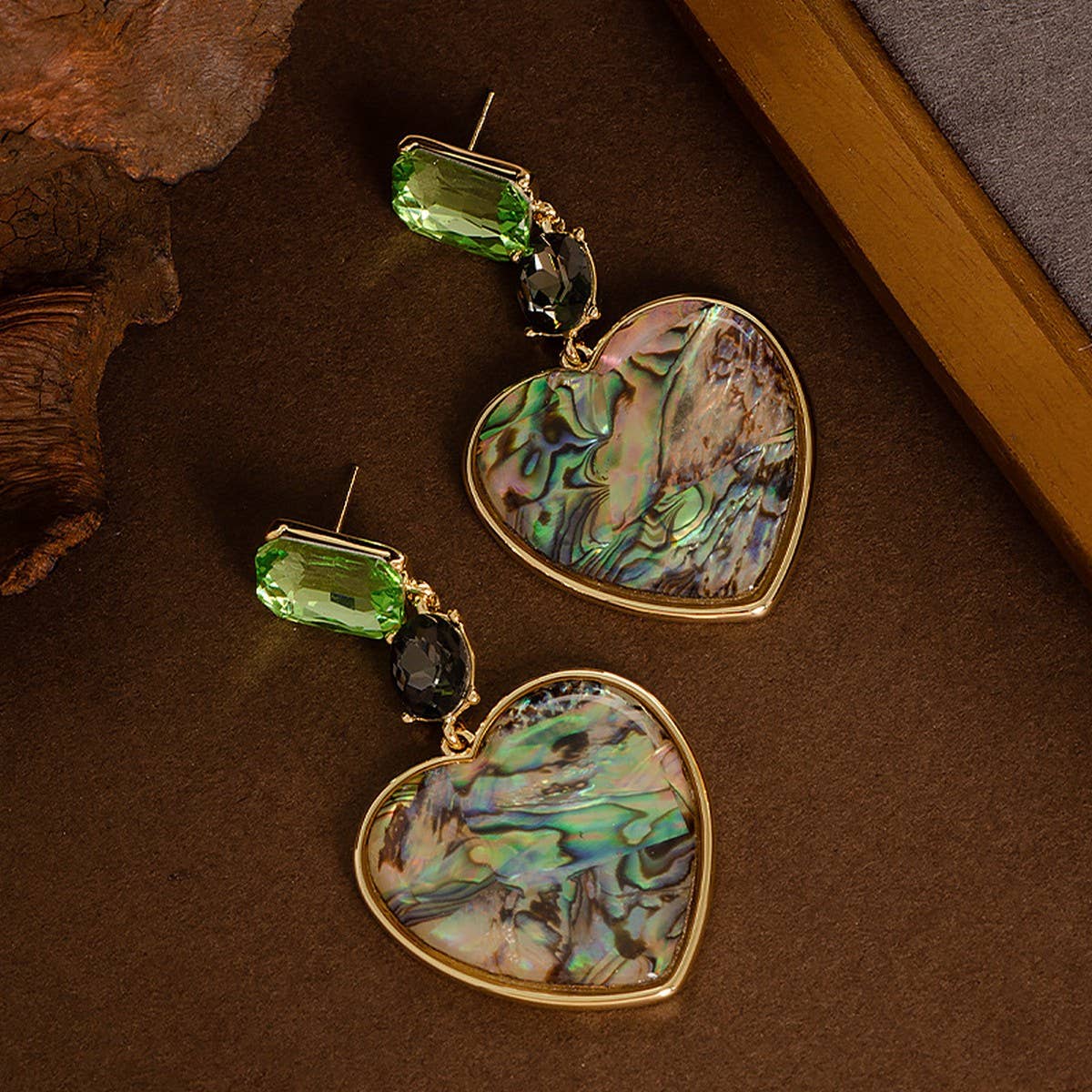 AURORA FANTASY DEEP SEA ABALONE EARRINGS_CWMM4282