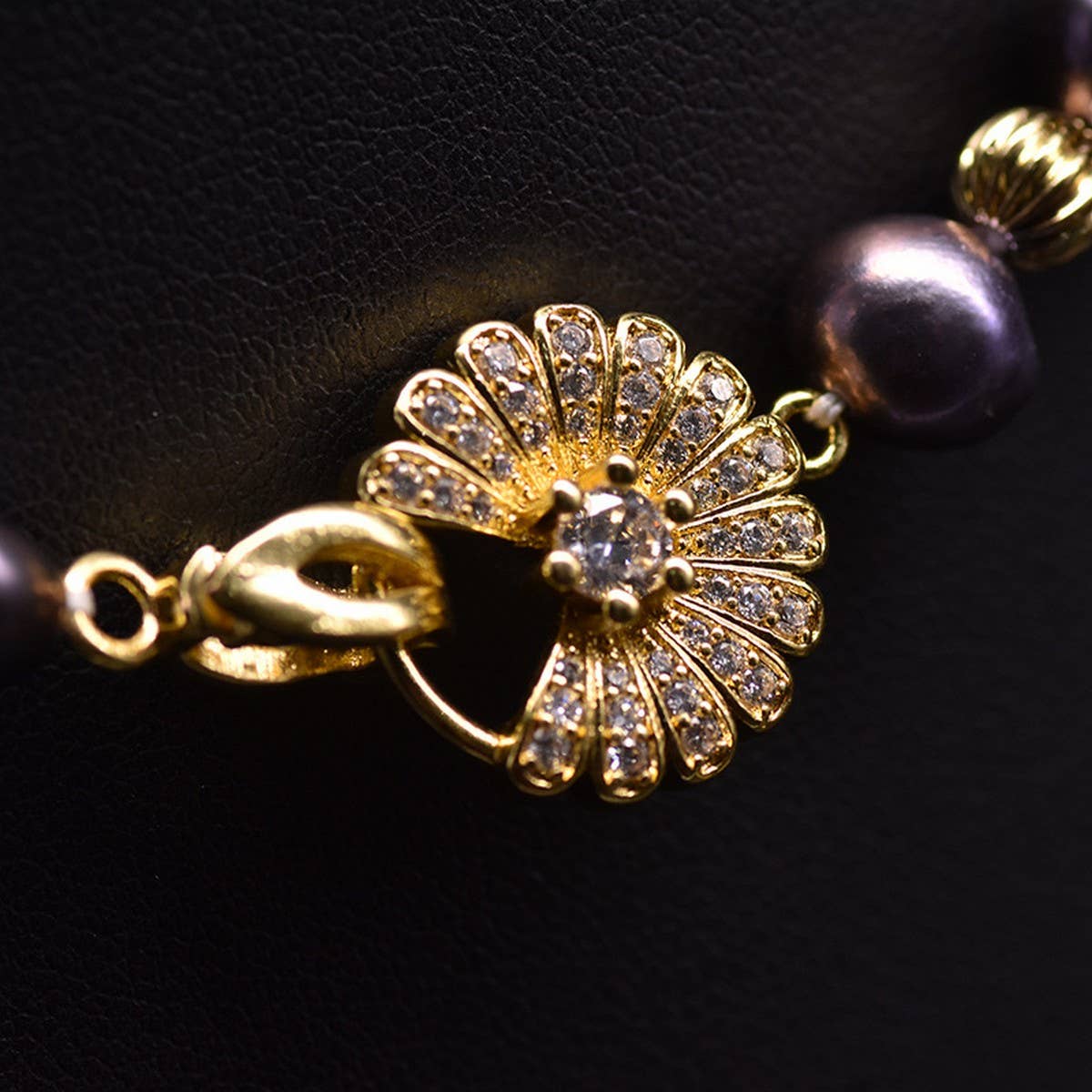 Womens All-Match Niche Natural Pearl Necklace