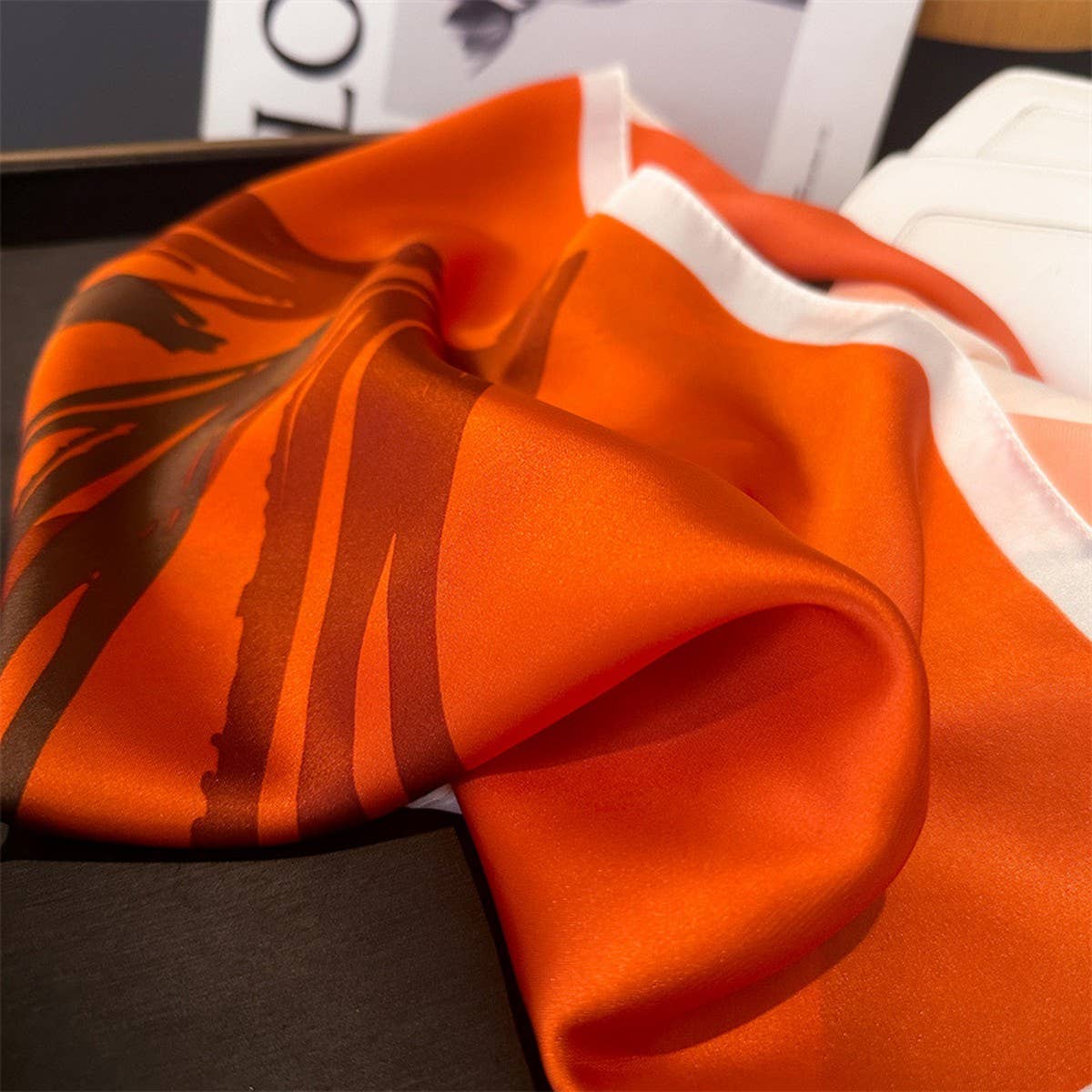 SMALL FRESH AND ARTISTIC SMALL SQUARE TOWEL_CWASC1438