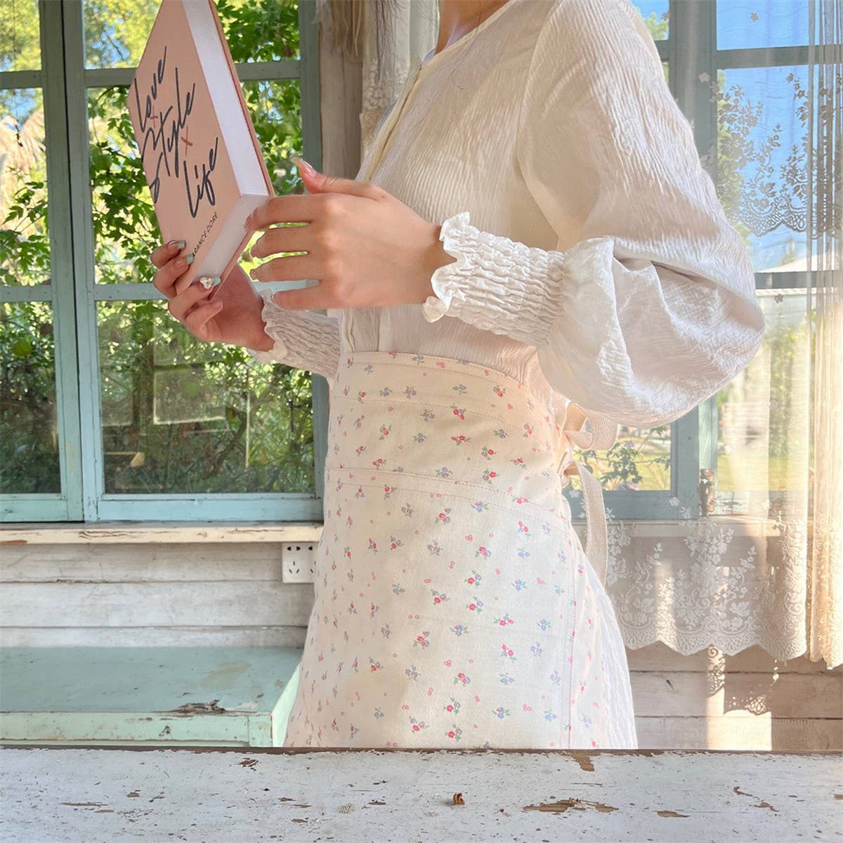 HALF BODY FLORAL HOME CAFE WORK APRON_CWMM5808