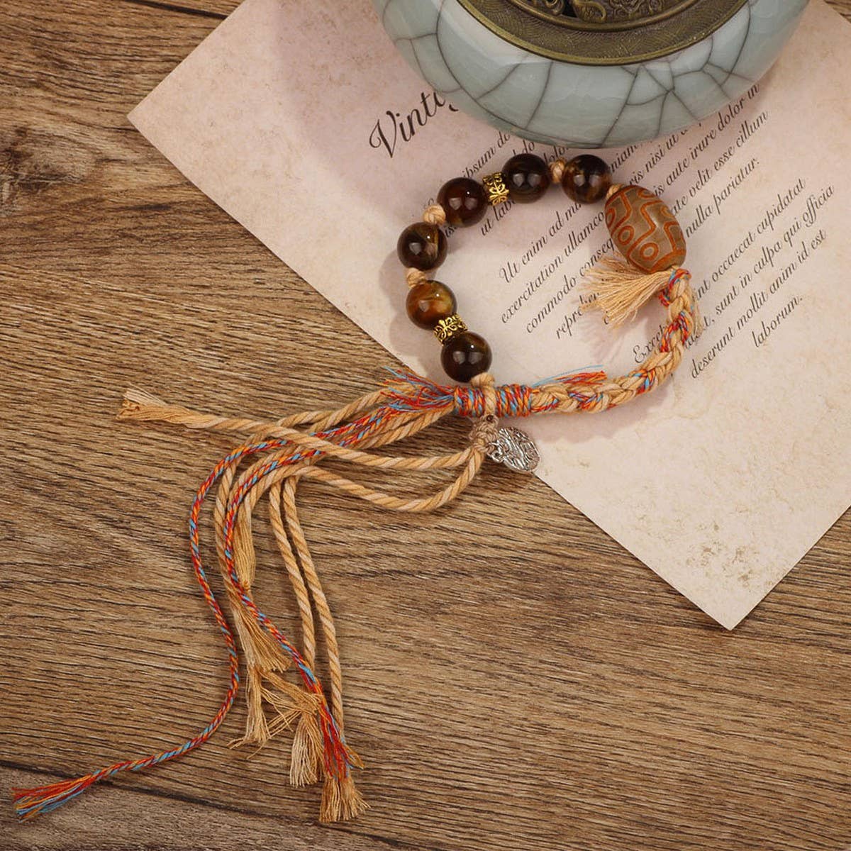 RETRO ETHNIC STYLE HAND WOVEN TASSEL BRACELET_CWAJE3962