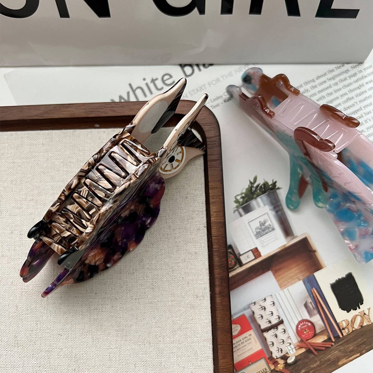 NEW CREATIVE OWL GRASSHOPPER ACETATE HAIR CLIP_CWAHA5718