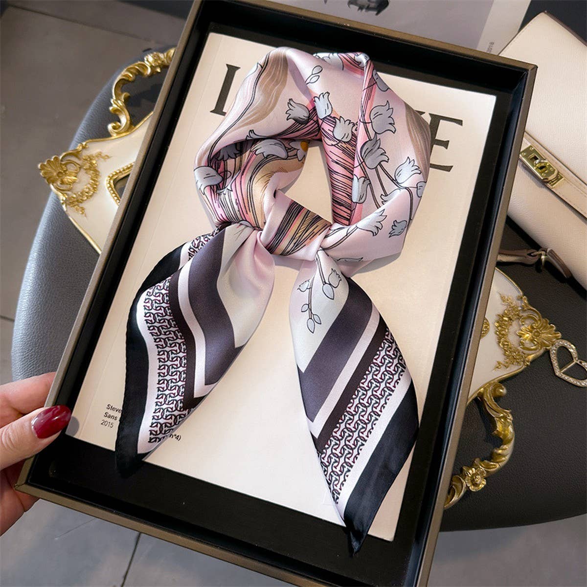 2024 NEW ARTISTIC PRINTED SMALL SQUARE SCARF_CWASC1431