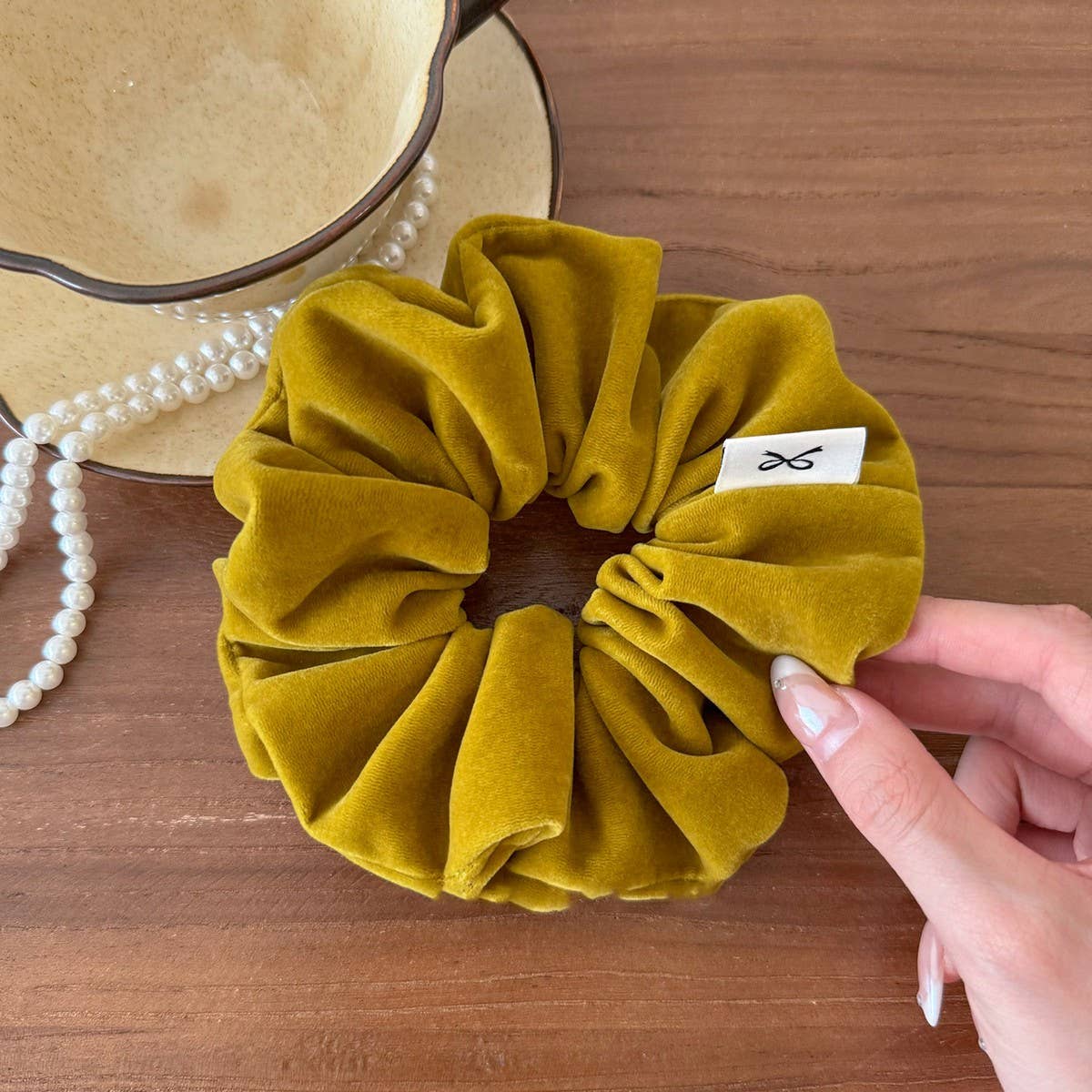 Velvet Scrunchie Retro Ponytail Hair Tie_Cwaha08125