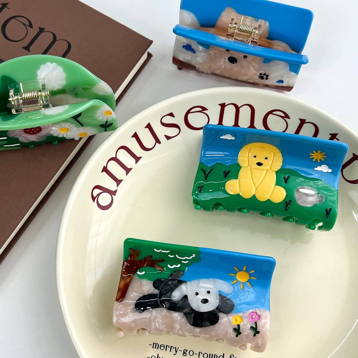 COLORBLOCK DOG ACETATE HAIR CLAW CUTE CLIP_CWAHA6023