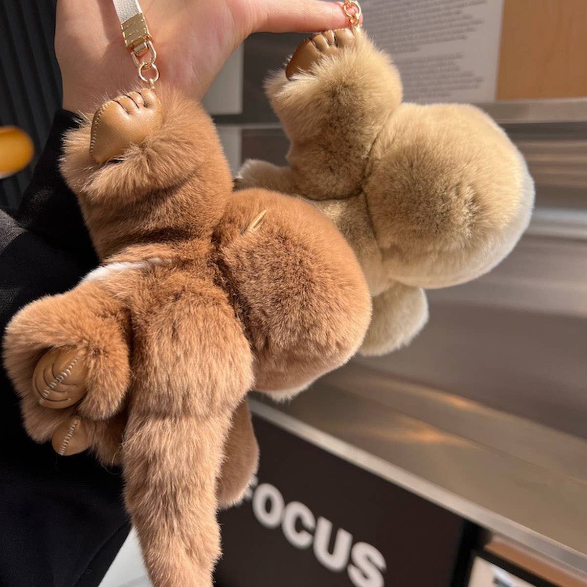 NEW CUTE PRUSSIAN MONKEY CAR KEYCHAIN PENDANT_CWMM2489