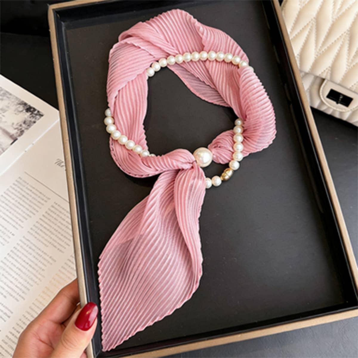 Ivory Crinkle Pearl Magnetic Silk Scarf_Cwasc03937